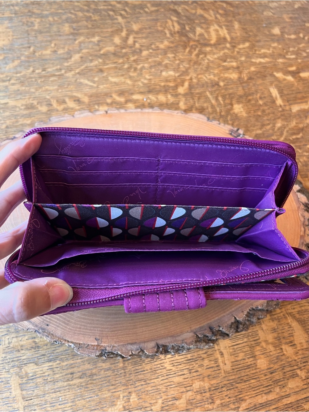 Vera Bradley Quilted Microfiber Turnlock Wallet in Magenta Purple EC - Picture 6 of 7